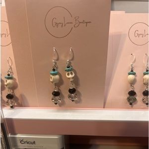 Halloween skull earrings